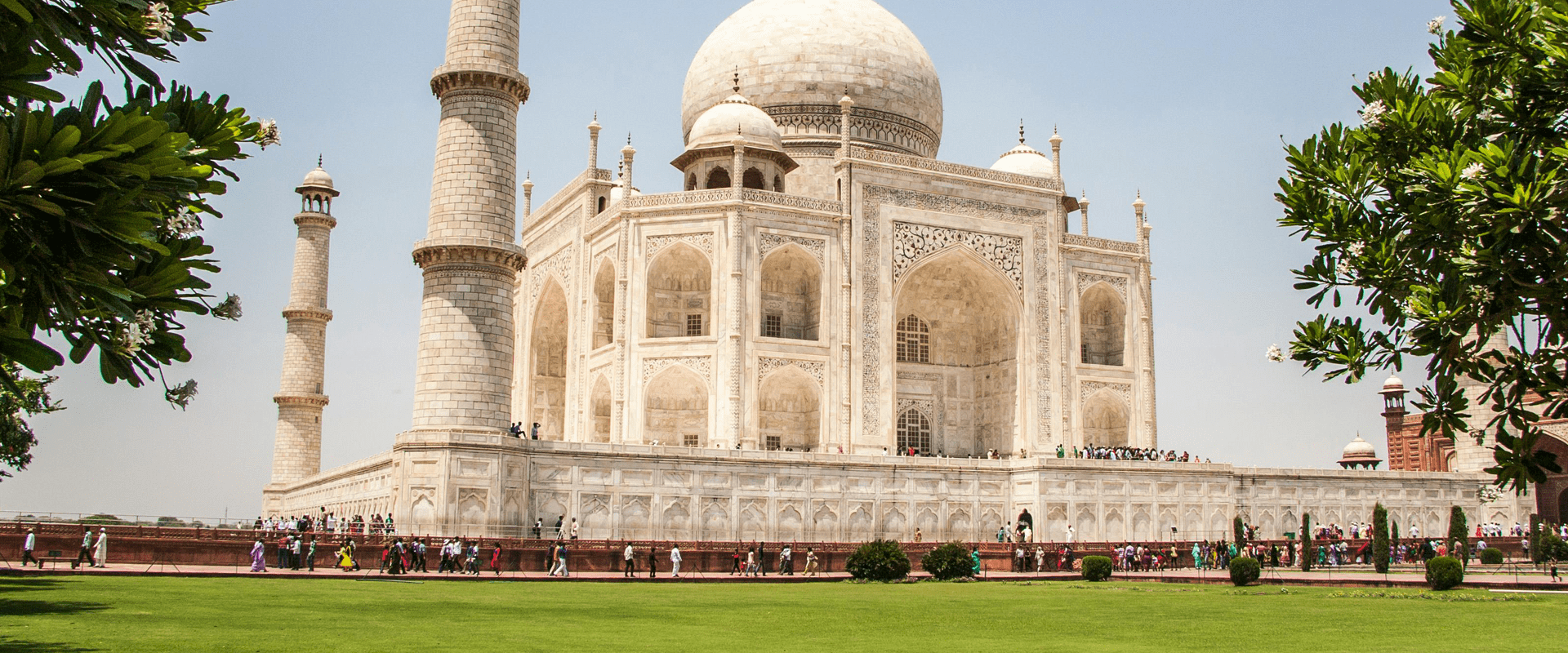 Cheap Flights to Agra